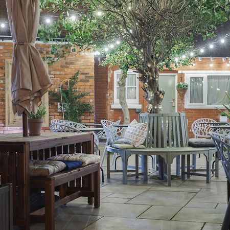 The Clarence Boutique Hotel Portsmouth Extérieur photo